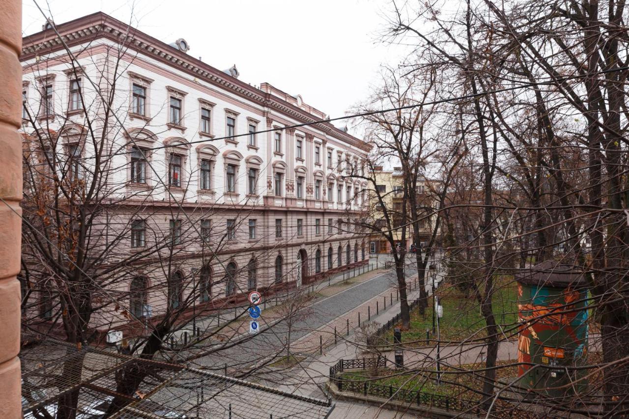 Passage Apartment İvano-Frankivsk Dış mekan fotoğraf